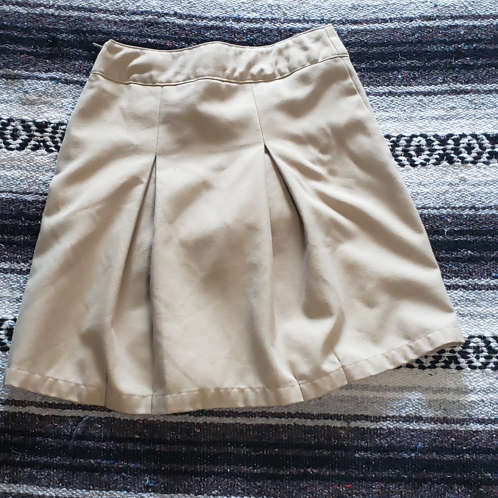 Cat & Jack Girls sz. 10 uniform scooter